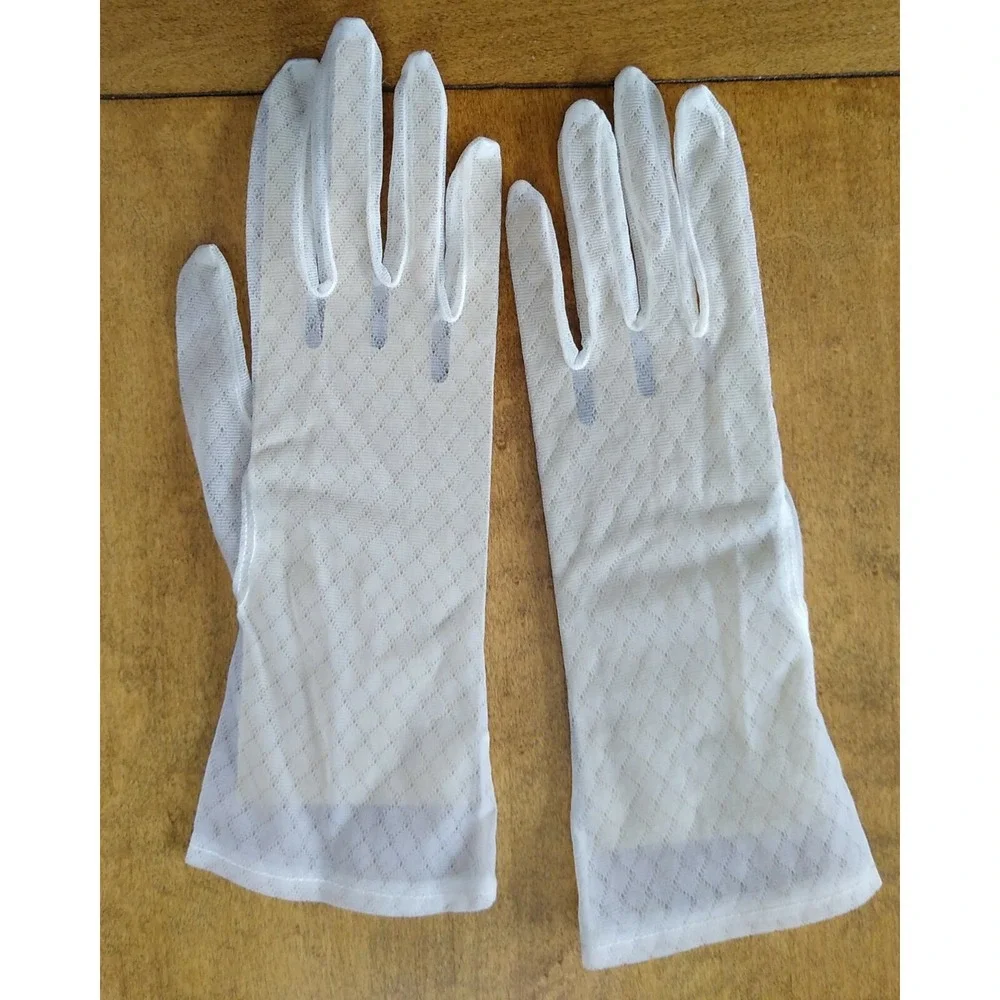 MCM Size 6 Vtg Gloves 10